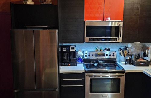 Kings Point Villa | Room rental in a gated community with fitness room and WiFi in Delray Beach.