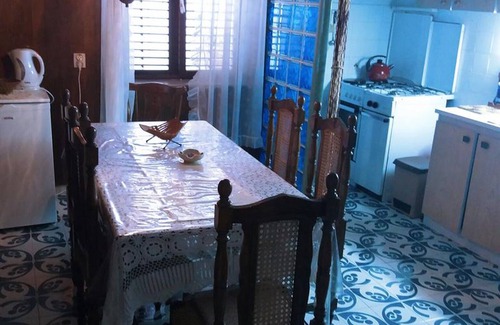 Lumbarda Cama Y Desayuno | Room-stone House Gregov - Bedroom 1