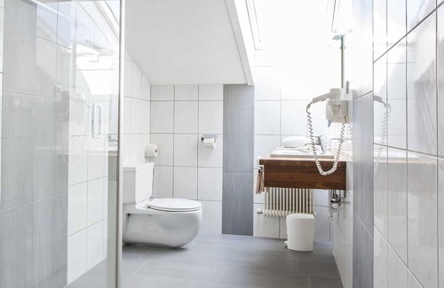 Schoenberg im Stubaital Hotel | Room - Type BF - Hotel Handl ***