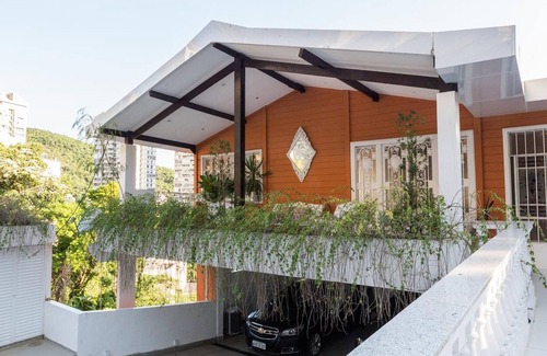 Sao Conrado Casa | Room with 2 single beds