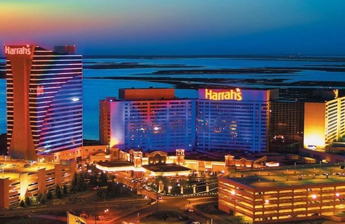 Atlantic City Hotel | Room with One Bed at a 4⭐️ Hotel