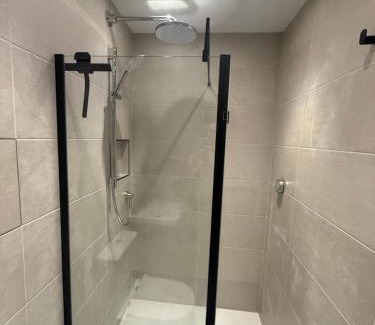 Pocklington Casa | Room with private bathroom in Pocklington