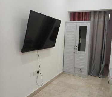 Muscat Apartamento | Room with private bathroom in a flat