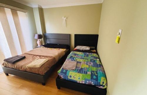 Mississauga Casa | Room With Private Patio Next to Toronto Airport