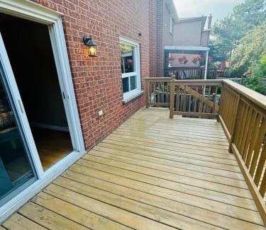 Mississauga Casa | Room With Private Patio Next to Toronto Airport