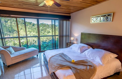 Garabito Apartamento | Room with private rooftop terrace and 360º view