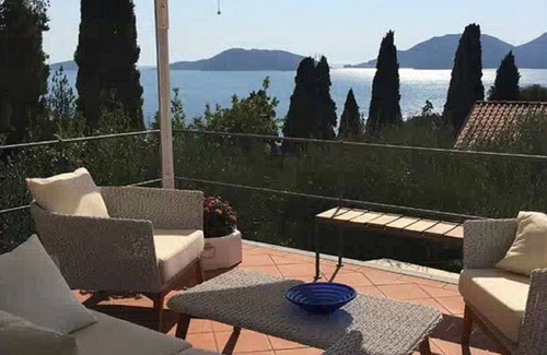 Lerici Villa | Habitación con vista al mar terraza
