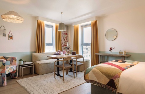 Belfast Central District Hotel | room2 Belfast Hometel