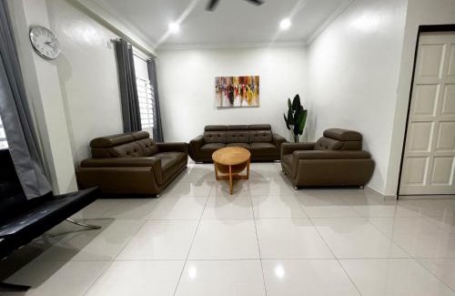 Taman Istana Casa | Roomah Istana