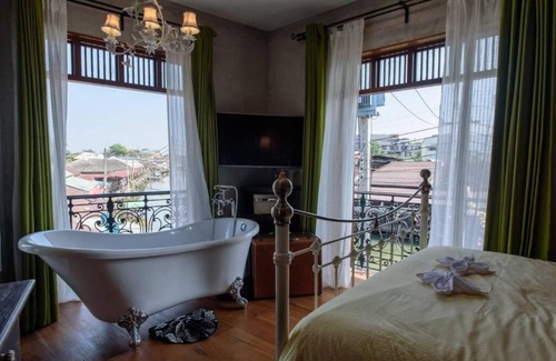 Amphawa Complejo | Roomquest Rimrabeang Amphawa Floating Market