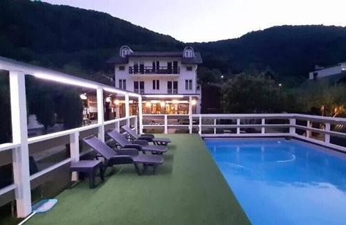 Lohovo Apartamento | Rooms and Apartments Neron / Triple room 3