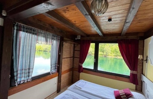 Lohovo Apartamento | Rooms and Apartments Neron / Triple room 4
