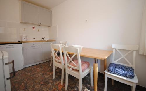 Cove Rogacic Casa | Rooms Dilk