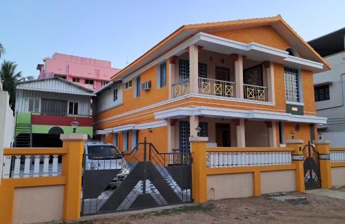 Thanjavur Casa | Rooms in Orange Homestay