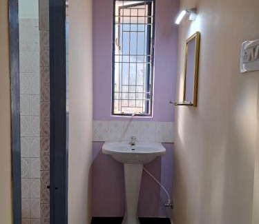 Thanjavur Casa | Rooms in Orange Homestay