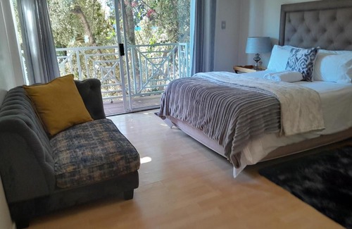 Faerie Glen Casa | Rooms @Lelapa