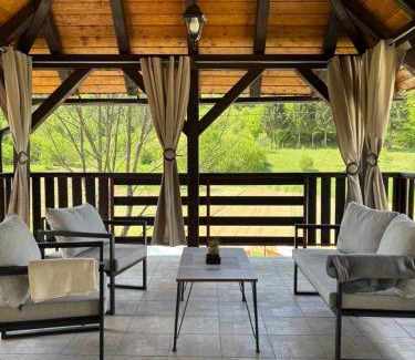 Jezerce Casa | Rooms Lucijana