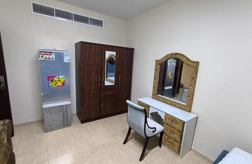 Al Qasimia Casa | Rooms opposite mega mall in telephone shops roundabout flat no 203