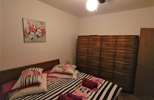 Fuskulin Casa | Rooms Roza with private bathroom Fuskulin country area 6 km from the beach