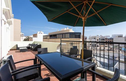 Arrecife Apartamento | Rooms & Suites Terrace 3A