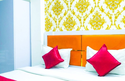 Rohini Hotel | Roomshala 124 Royal inn Rohini