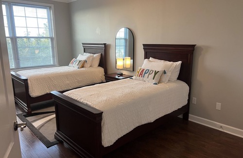 Kingston Condominio | Roomy Condo overlooking Watts Bar Lake and downtown Kingston