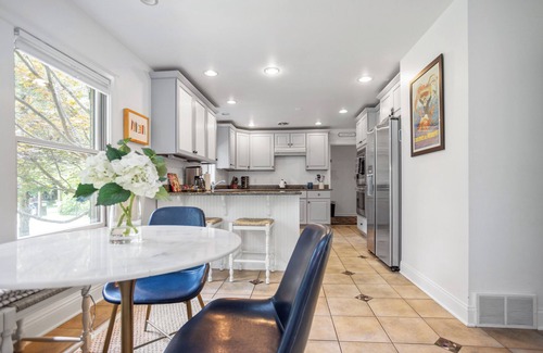 Shorewood-Tower Hills-Harbert Casa | Roomy Family House, Trails to Dunes, Wooded, Peloton