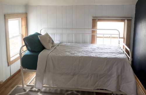 Clarklake Cabaña | Roomy Lakefront Cottage on Popular Clark Lake - Steps from Water