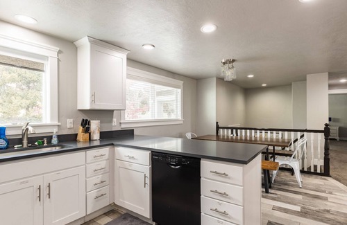 Pleasant Grove Casa | Roomy spaces for large family gatherings!