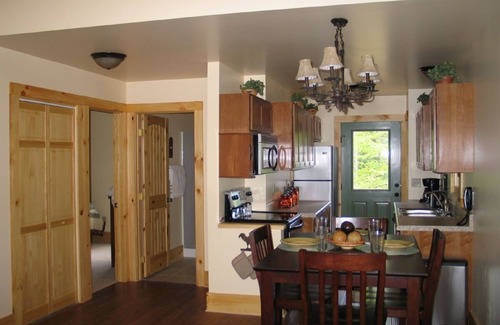 Hendersonville Cabina | Gallo Ridge, una cabina Sensacional Get Away / cerca de Chimney Rock