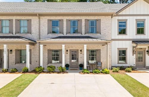 Auburn Casa | Rooted In Auburn