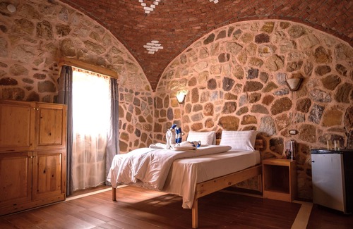 El Quseir Hotel | Roots