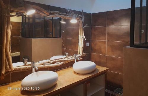 Ouveillan Casa | Roquevaquiere - Ancienne Grange rénovée - Logement autonome