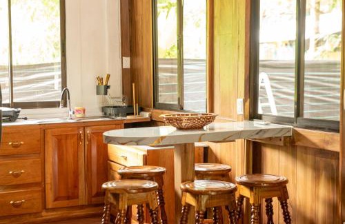 Uvita Casa | ROQUI Cozy Beachfront Cabin