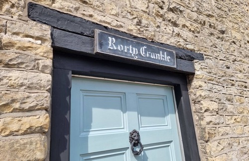 Thornton Dale Cabaña | Rorty Crankle