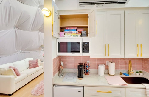 Monticello Apartamento | 'Rosé All Day' Geo-Dome Vacation Rental w/ Deck!