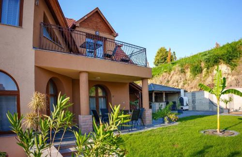 Bogacs Casa | Rosé Apartments