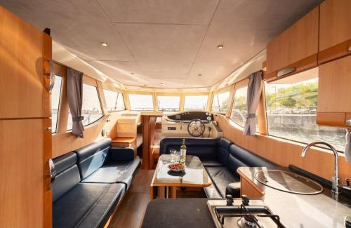 Viana do Castelo Alquiler De Eote | Rosé Dream Boat by Portugal Active