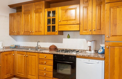 Bolsena Apartamento | Rosa Bacara by Interhome
