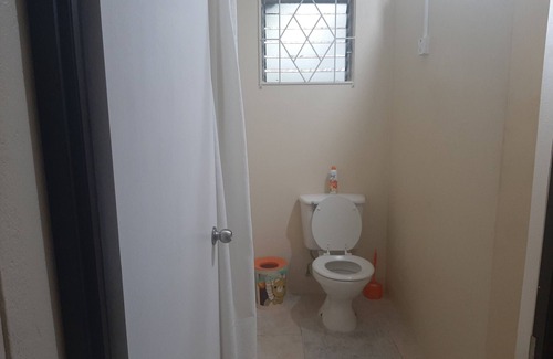 Kingstown Apartamento | Rosa's Apartment - Clean, Comfort and Convenience