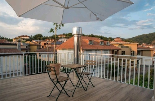 Vazzano Apartamento | Rosa's House Attic