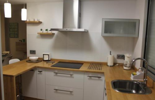 El Ensanche Zona Nuova Apartamento | Rosalía de Castro, 41 - Centro - VUT-CO-01904
