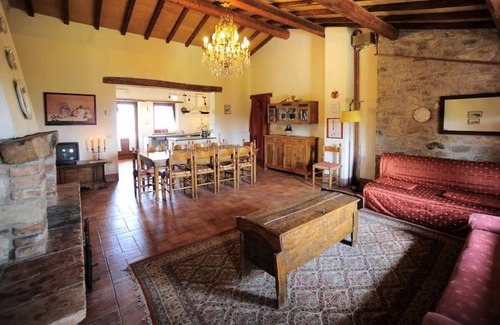 San Venanzo Casa | Rosato Shared Pool Family Fun Farm, San Venanzo, Italy