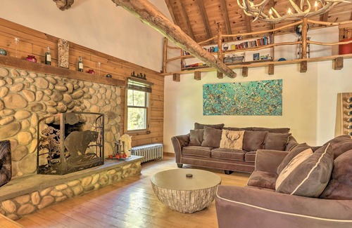 Town of Colchester Cabina | Roscoe Retreat: 3 Mi to Beaverkill River Fishing!
