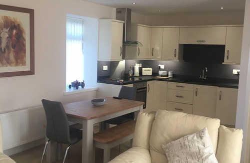 Donaghadee Cabaña | Rose Cottage Captivating 1-bed Cottage in Bangor