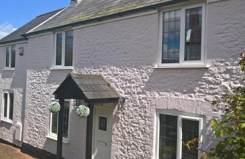 Tatworth Casa | Rose Cottage