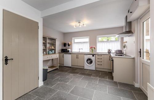 Dungannon Casa | Rose cottage