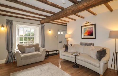 Matlock Casa | Rose Cottage