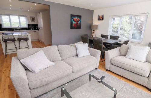 Dunstan Casa | ROSE COTTAGE, with open fire in Embleton