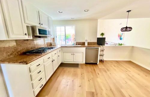 Thousand Oaks Casa | Rose Garden Home, Entire 4bdr 2bth House with Offices, Thousand Oaks